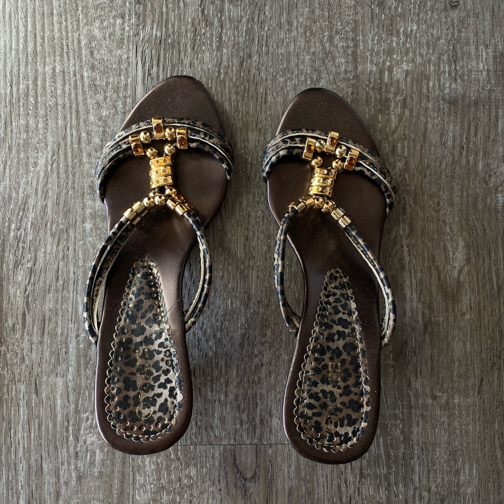 Elegant Brown and Gold Women's Sandals